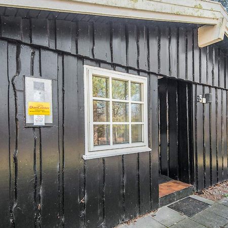 5 Person Holiday Home In Oksb L Dyreby Buitenkant foto