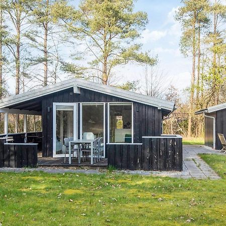 5 Person Holiday Home In Oksb L Dyreby Buitenkant foto