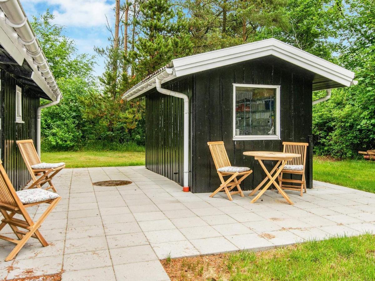 5 Person Holiday Home In Oksb L Dyreby Buitenkant foto