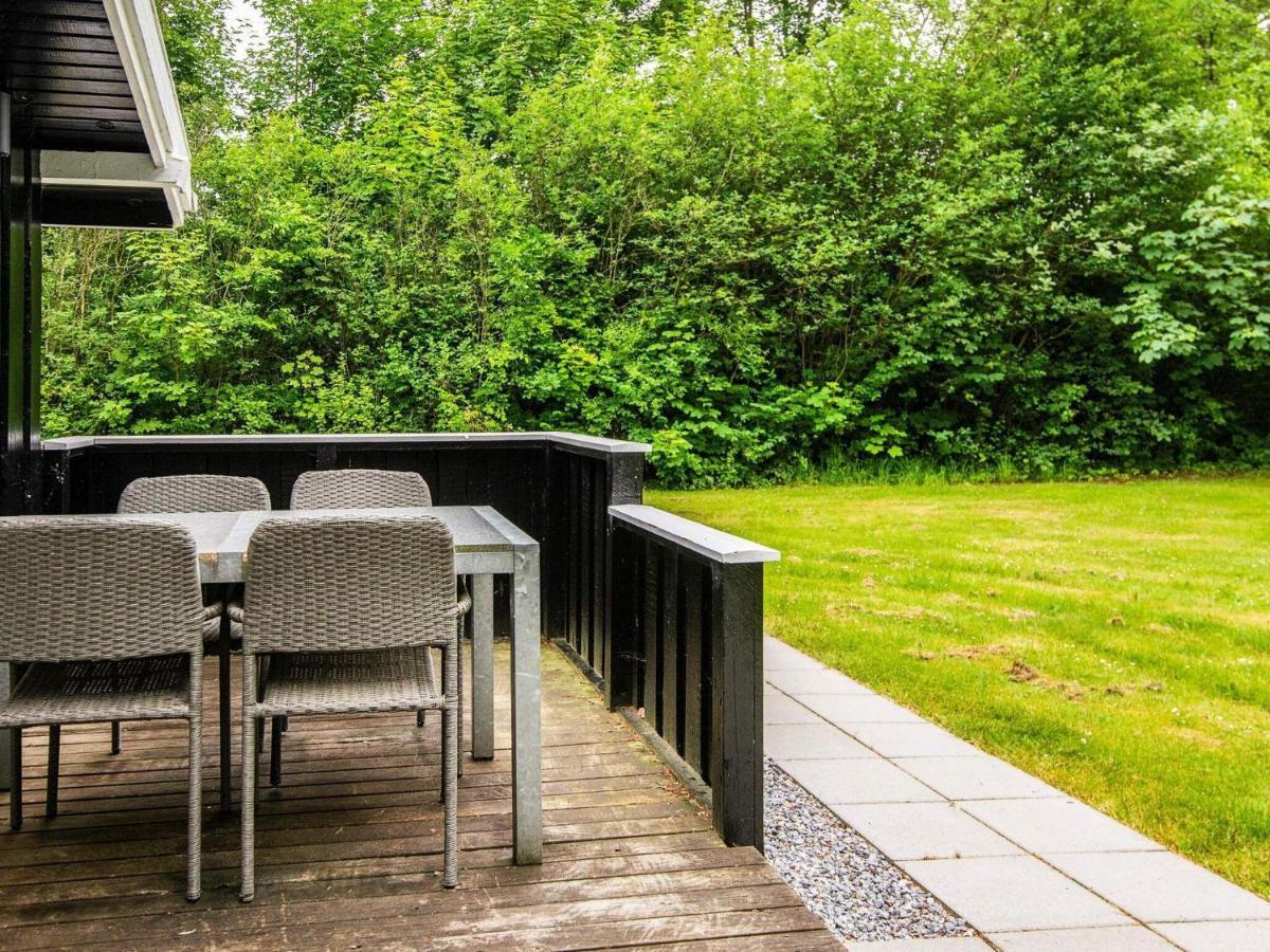 5 Person Holiday Home In Oksb L Dyreby Buitenkant foto